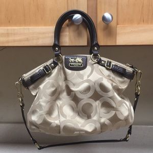 Coach purse and wallet